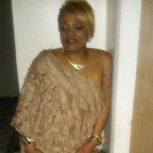 Meet your Posher, Dionne